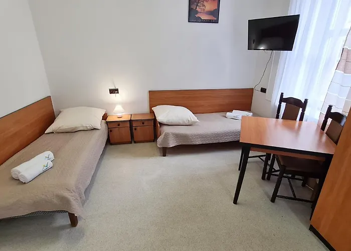 Cks - Centrum Konferencyjno-szkoleniowe Cs Natura Tour *