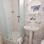 Hostal Cks - Centrum Konferencyjno-szkoleniowe Cs Natura Tour *