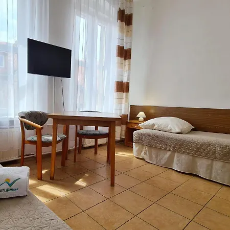 Hostel Cks - Centrum Konferencyjno-szkoleniowe Cs Natura Tour Vratislav