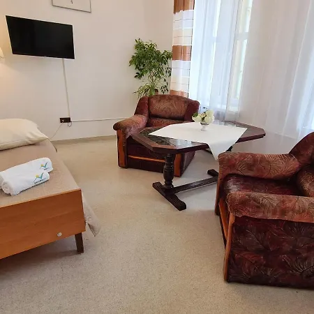 Hostel Cks - Centrum Konferencyjno-szkoleniowe Cs Natura Tour Wrocław