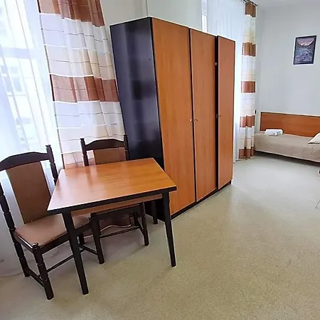 Hostal Cks - Centrum Konferencyjno-szkoleniowe Cs Natura Tour Breslavia