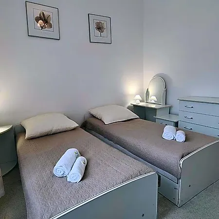 Cks - Centrum Konferencyjno-szkoleniowe Cs Natura Tour Hostal Breslavia