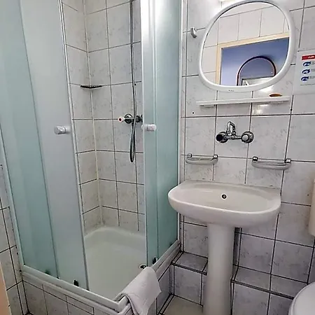 Hostel Cks - Centrum Konferencyjno-szkoleniowe Cs Natura Tour *